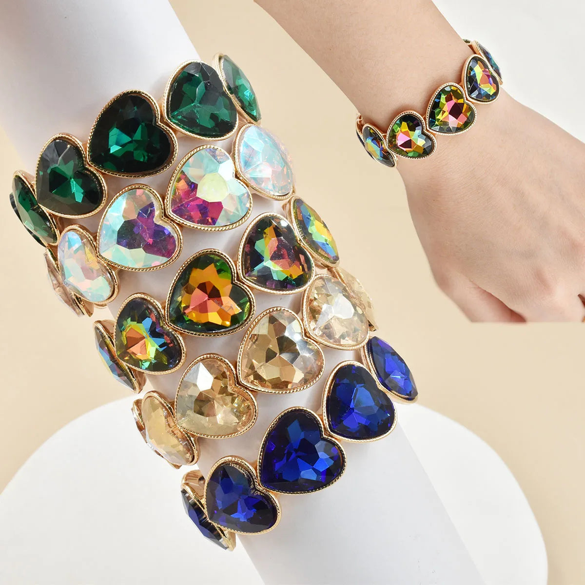 2026 New fashion crystal Women bracelet geometry thread red white blue charms elastic band heart shaped glass Atmospheric Love