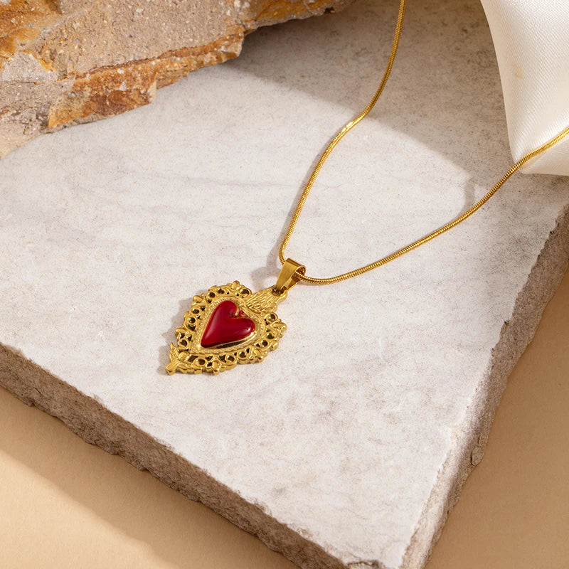 ANENJERY 316L Stainless Steel Red Heart Geometry Pendant Necklace For Women Vintage French Elegant Jewelry Gifts Wholesale