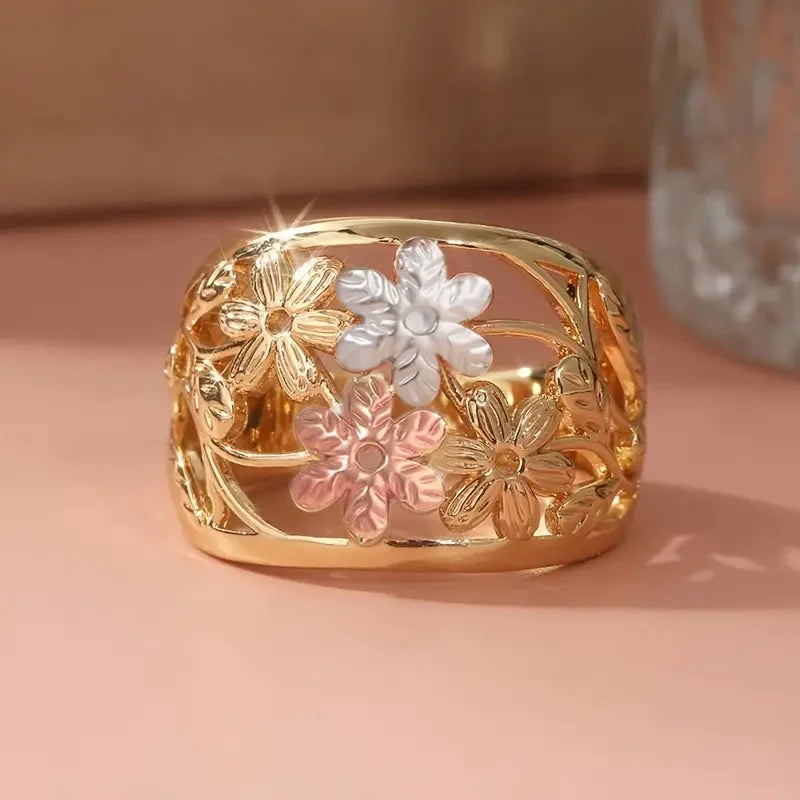 Vintage Bohemian Style Handmade Carved Flower Hollow Ring Suitable for Women's Daily Vacation Style Exquisite Jewelry Accessorie
