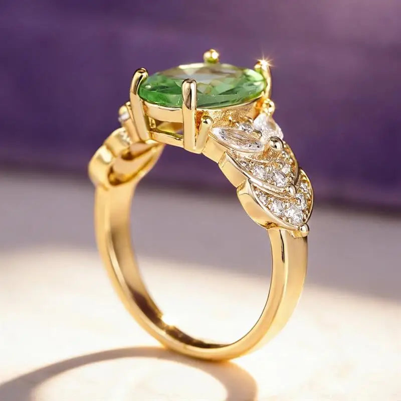 Huitan Women Gold Color Ring Luxury Accessories Inlaid Bright Green Cubic Zirconia Fashion Wedding Engagement Lady Jewelry Gift