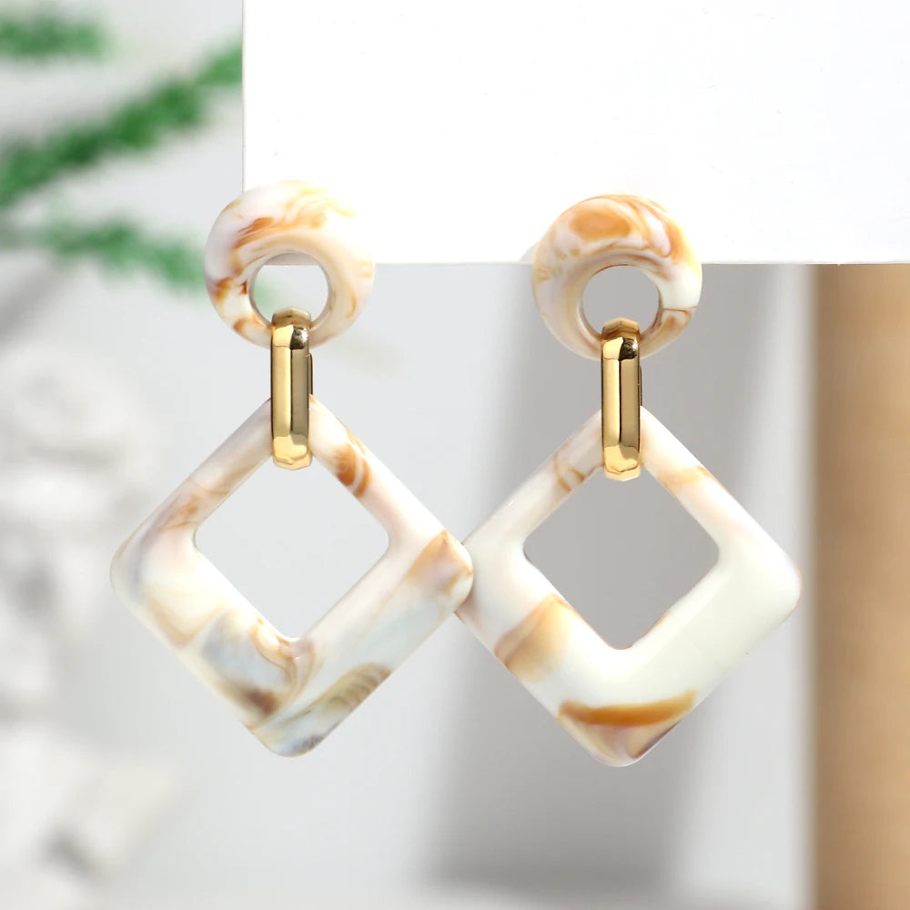 Fashion Acrylic Shell Geometric Drop Earrings for Women Gradual Color Irregular Pendant Earring Party Jewelry Gifts