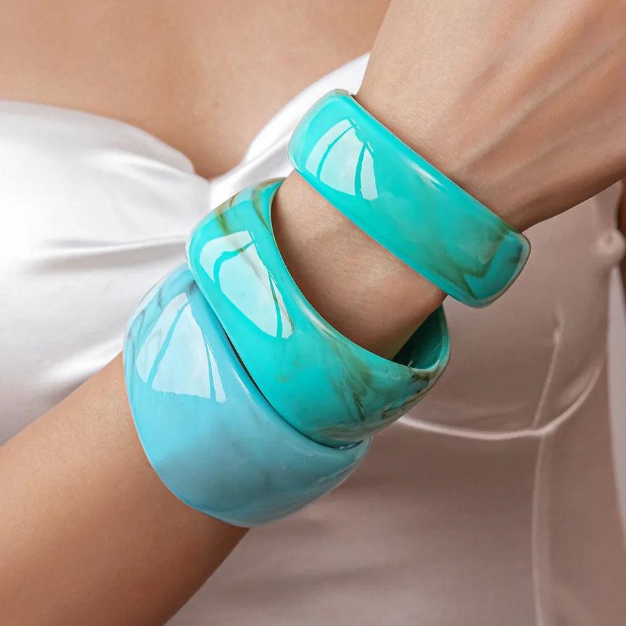 KMVEXO Vintage Turquoise Blue Geometric Resin Bangle Women Irregular Wide Bracelet Ladies Bohemian Beach Acrylic Bangles Jewelry