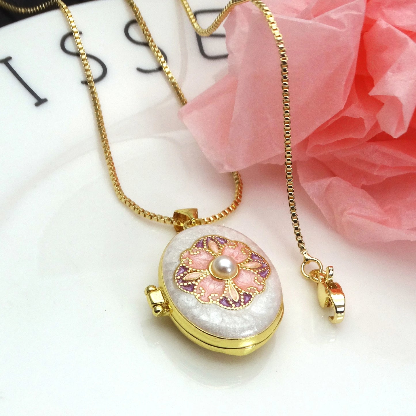 Micro Zircon oil drip photo box Pendant necklace Pearl Celtic Knot pendant necklace copper chain jewelry necklace