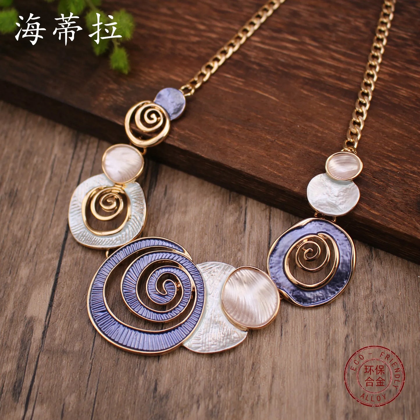 new color painting oil hollow conch necklace, fashionable and versatile women's high-end conch neck chain wholesale