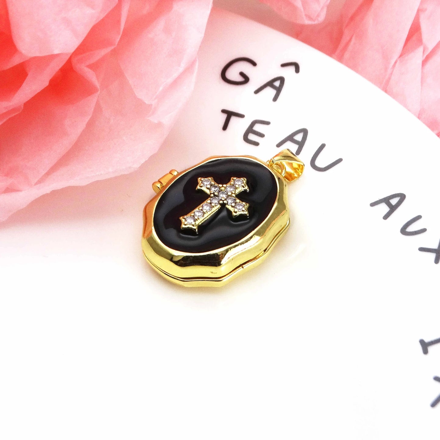 Micro Zircon oil drip photo box Cross Pendant necklace Fashion pendant necklace copper chain jewelry Accessories