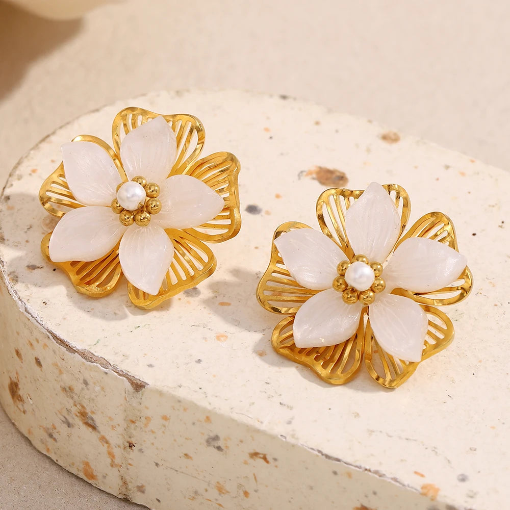 E.B.belle Double Layer Shell Flower Stud Earring PVD Plated Stainless Steel Waterproof Hypoallergenic Women Jewelry Accessories