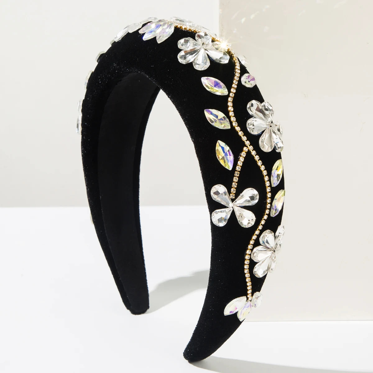 Cross border super sparkling diamond headbands for women in Europe and America, featuring Baroque diamond inlaid velvet headpiec