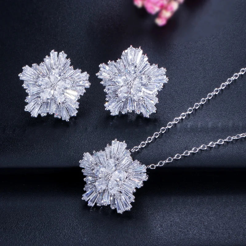 ThreeGraces Fashion Shiny Blue Green Cubic Zirconia Snow Flower Pendant Necklace and Stud Earrings Jewelry Set for Women T1226