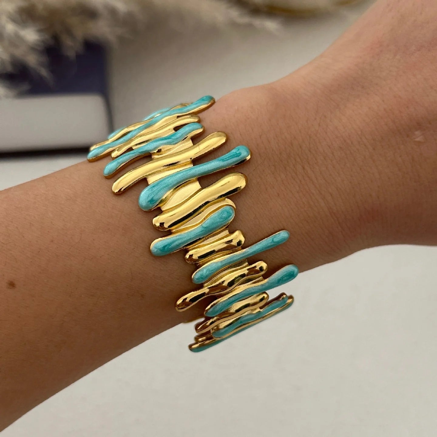 KMVEXO Blue Tones Y2K Vintage Imitation Enamel Irregular Geometry Open Bangle Women Bracelet Jewelry Man Trendy Party Aesthetic