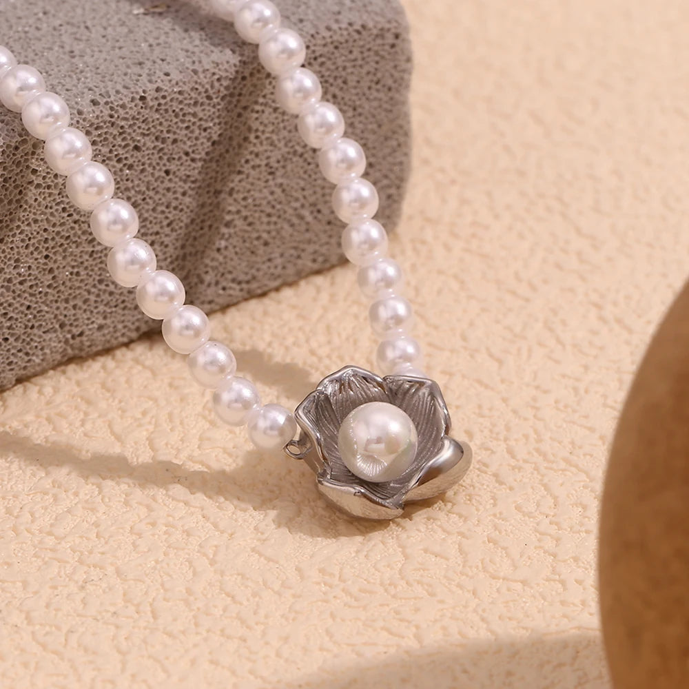 E.B.belle Imitation Pearl Flower Pendant Necklace Hypoallergenic 316L Stainless Steel Accessories 18K Gold Plated Gift