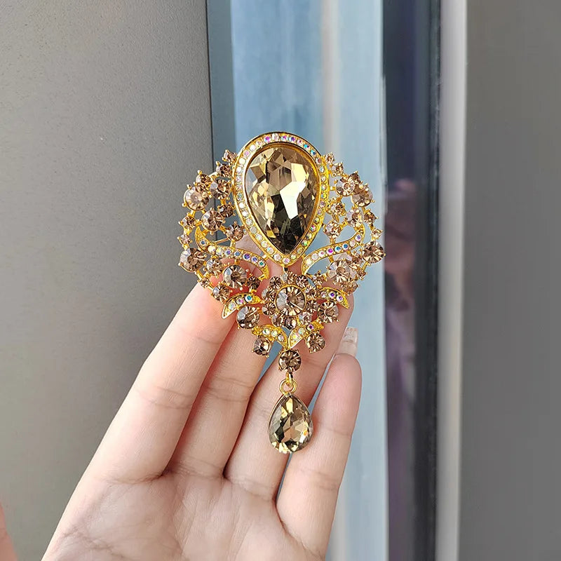 1PC Women's Fashion Charm Full Diamond Crystal Drop Brooch Suitable for Outdoor Dating, Banquet, Party, Festival Gift-8280
