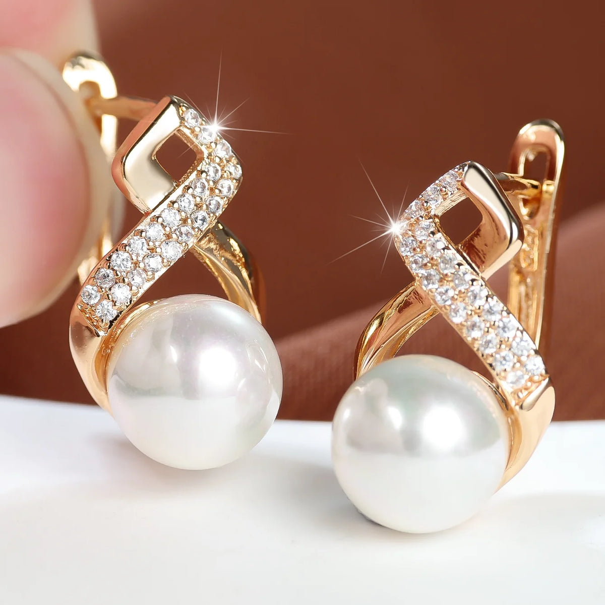 Small Round White Pearl Zircon Fashion Hoop Earrings Charm Female Gold Color Wedding Jewelry For Women