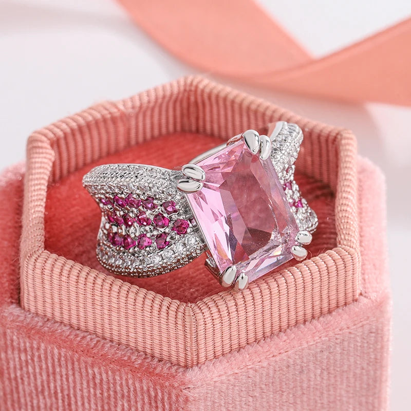 Sweet Pink Cubic Zirconia Ring for Women's Engagement Wedding Luxury Sparkling 925 Silver Plated Fashion Jewelry Gift