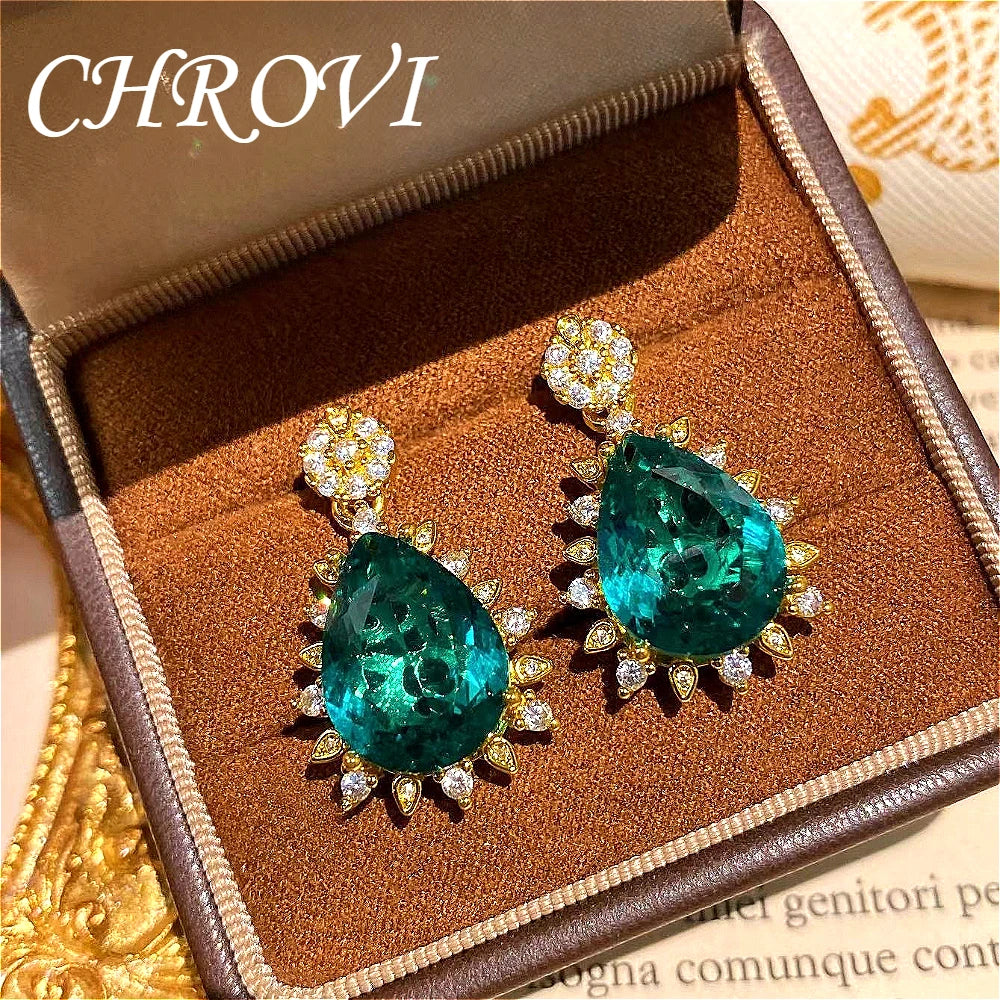 Fashionable and exquisite golden luxury gemstone drop-shaped pendant necklace, women's set including ring, earrings and pendant.