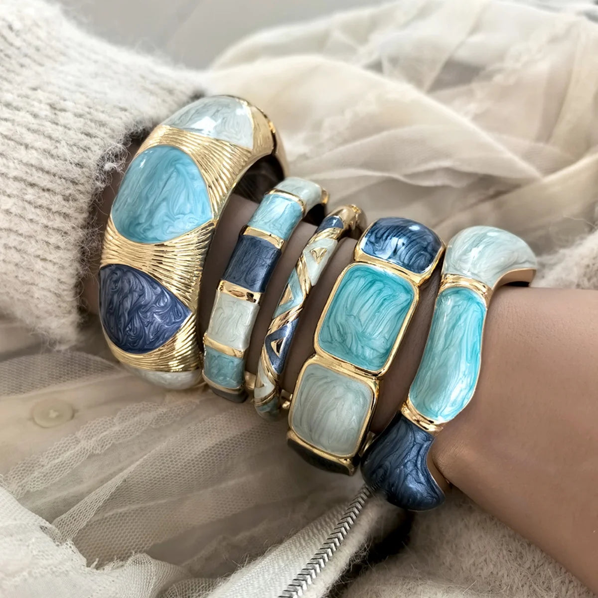 KMVEXO Exaggeration Blue Enamel Geometric Irregular Metal Bangle for Women Girl Summer Beach Vacations Bracelet 2026 NEW