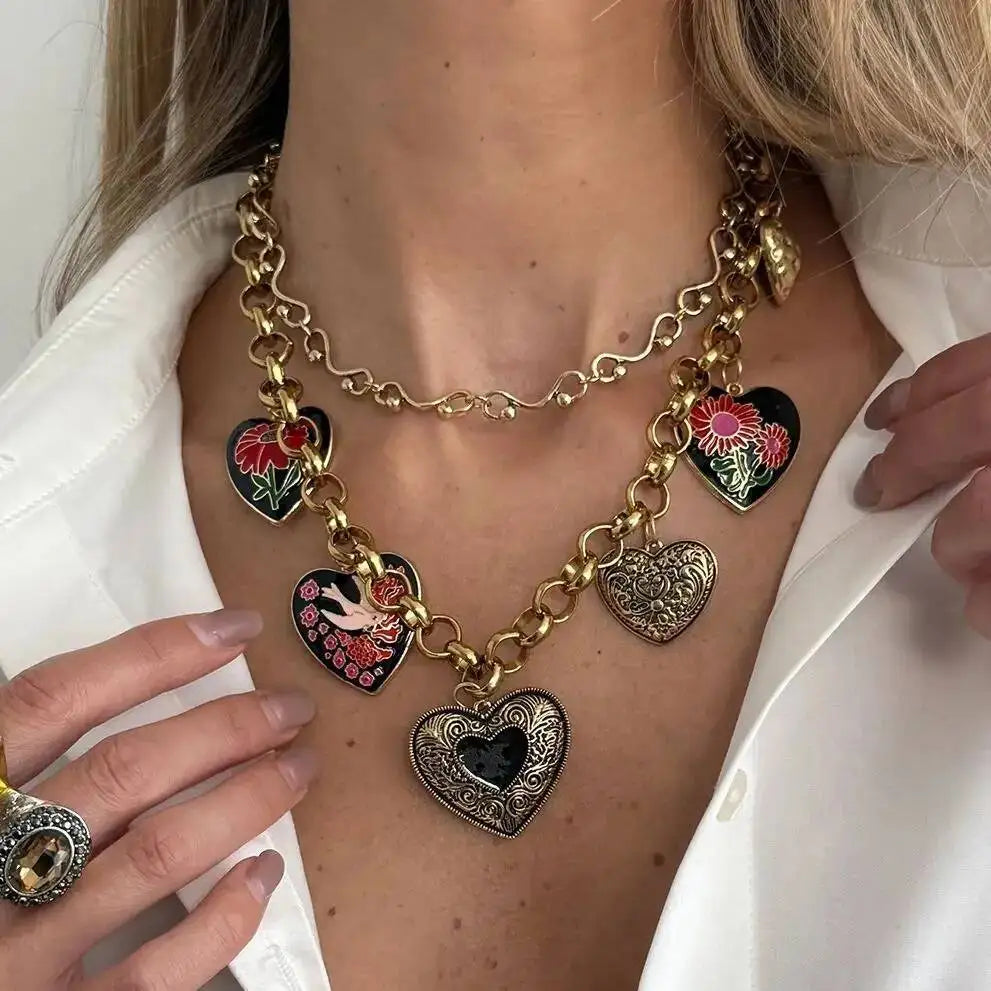 Lacteo Exaggerated Vintage Enamel Pattern Flower Big Love Heart Pendant Necklaces Women Creative Luxury Neck Accessories Jewelry