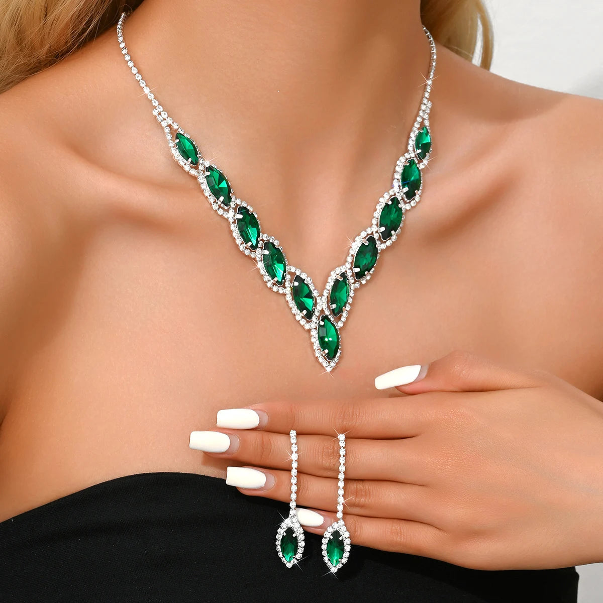 Advanced Versatile Crystal Necklace Earrings Two Piece Set Bridal Wedding Party Vacation Travel Versatile Accessories