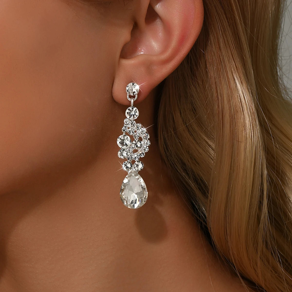 European and American Diamond Studded Flower Water Drop Atmospheric Earrings Fashion Personalized Design Earrings Luxury Exquis