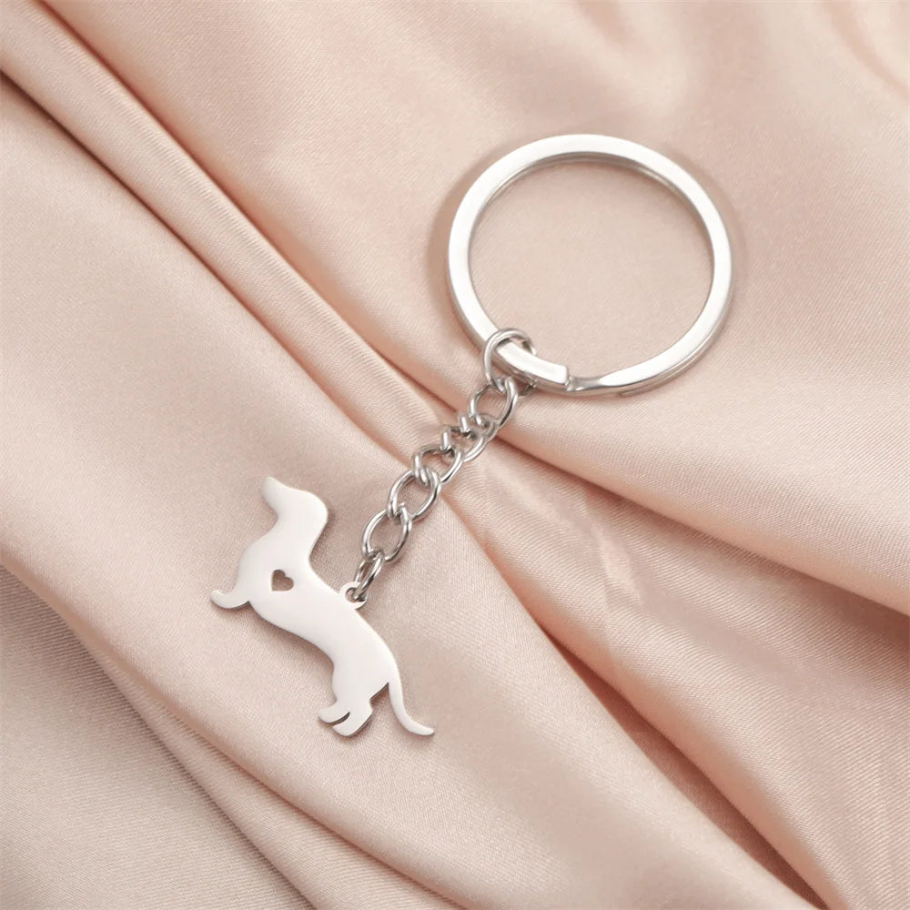 Cute Dog Samoye Keychain for Women Men Stainless Steel Dachshund Puppy Animal Lovers Key Ring for Car Backpack  Jewelry Gifts