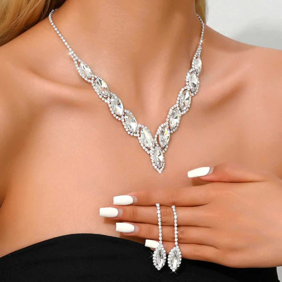Advanced Versatile Crystal Necklace Earrings Two Piece Set Bridal Wedding Party Vacation Travel Versatile Accessories