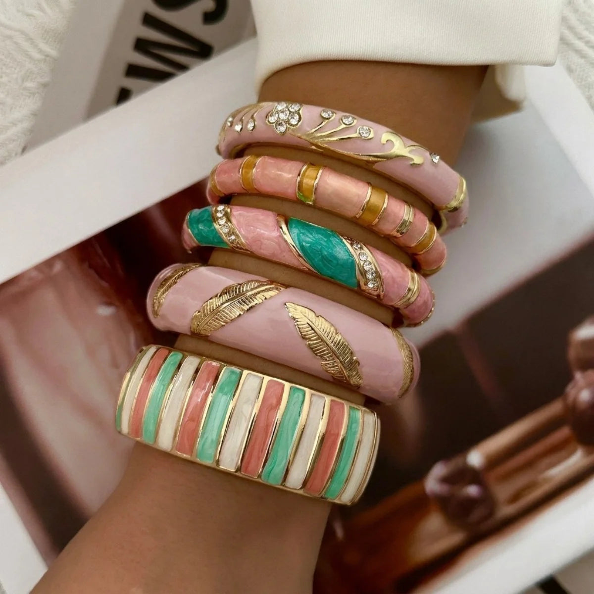 KMVEXO Sweet Pink Enamel Dripping Oil Metal Bangles for Women Bracelet Personality Trendy Temperament Charm Bracelets Jewelry ﻿