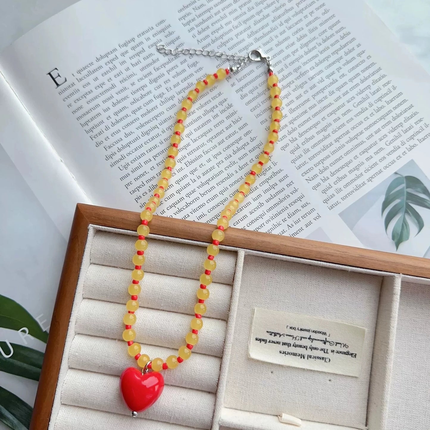 2026 Trendy Cute Candy Color Heart Pendant Glass Beaded Chain Choker Necklace For Women Girls Aesthetic Fashion Neck Accessories