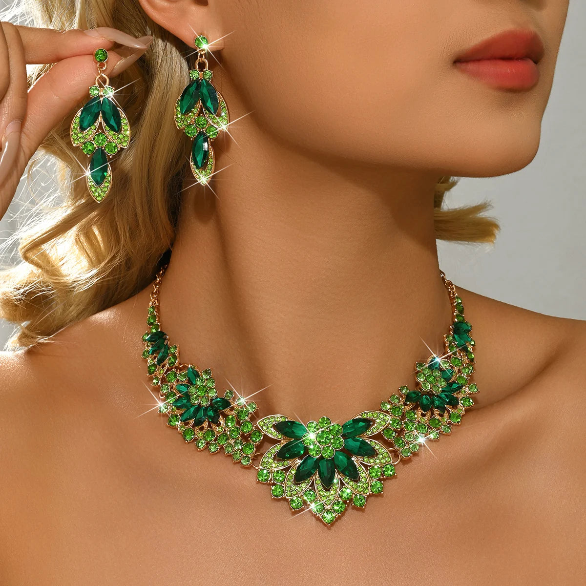Vintage Crystal Flower Necklace Earrings Jewelry Set for Women Party Wedding Holiday Wear Casual Style All Seasons
