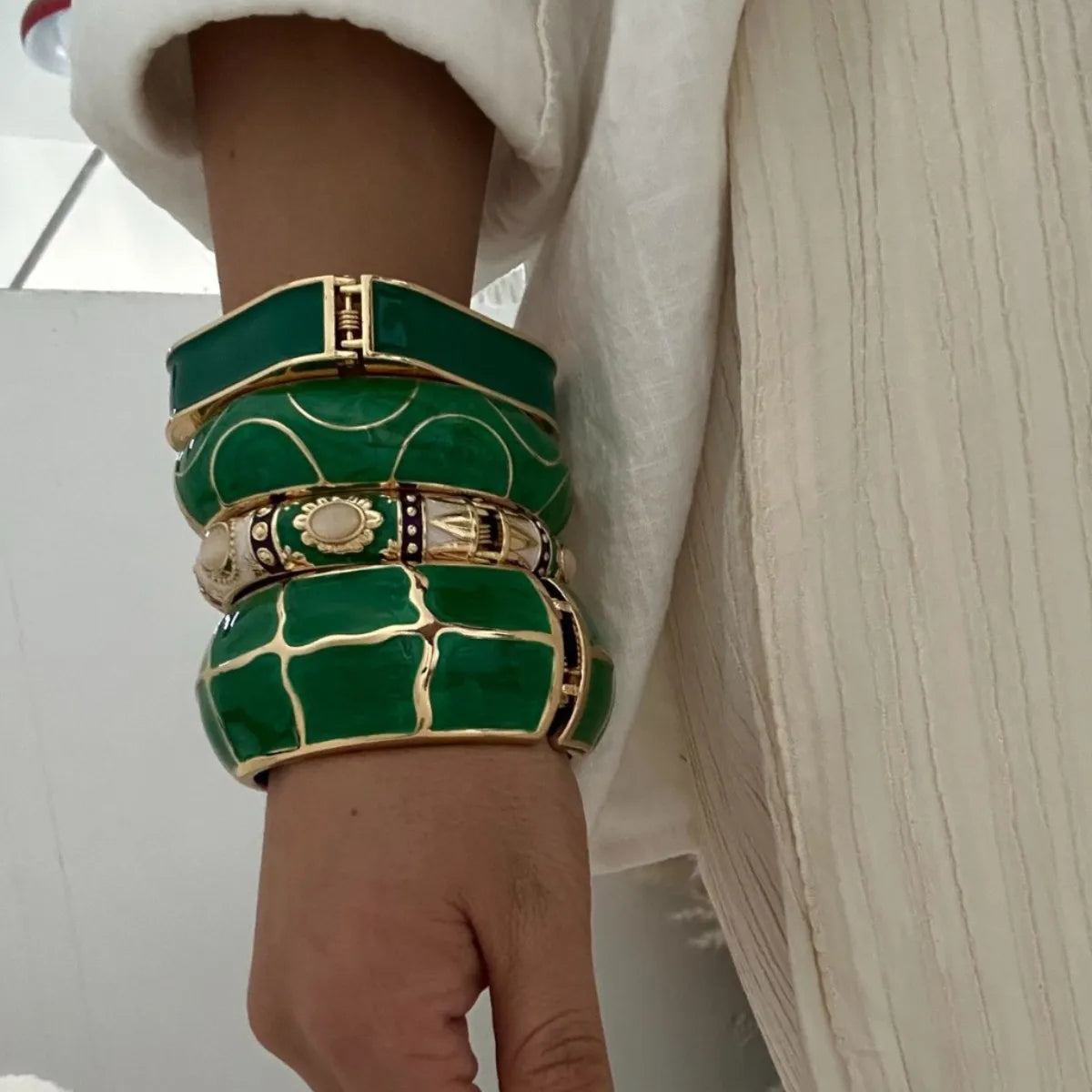 KMVEXO Vintage Exaggerated Green Drip Oil Irregular Grid Water Rhinestone Geometric Wide Bangle Chunky Cuff Bracelet Jewelry