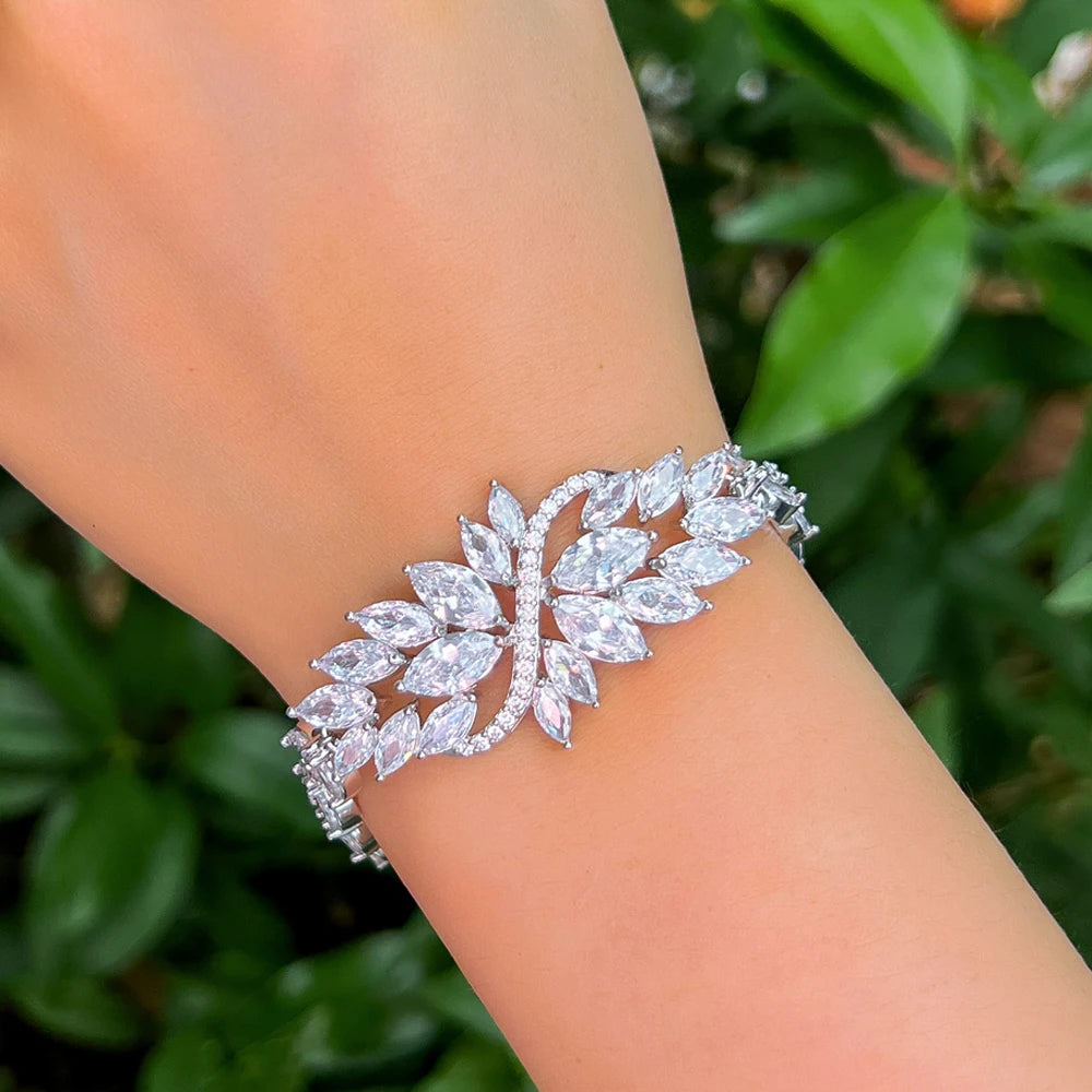ThreeGraces Luxury Shiny Multicolor Zirconia Big Leaf Bracelet for Women Fashion Bridal Wedding Evening Party Jewelry BR402