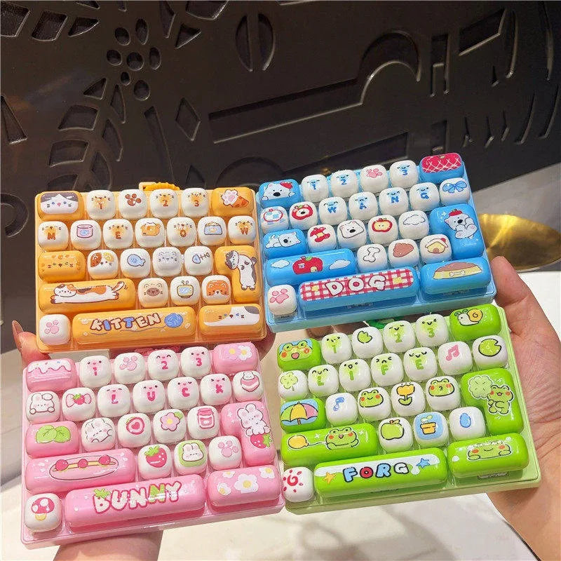 Silicone 26 Key Press Button Fidget Bag Charm Keychain Stress Relief Decompression Keyboard Keyring for Family Party Adults Kids
