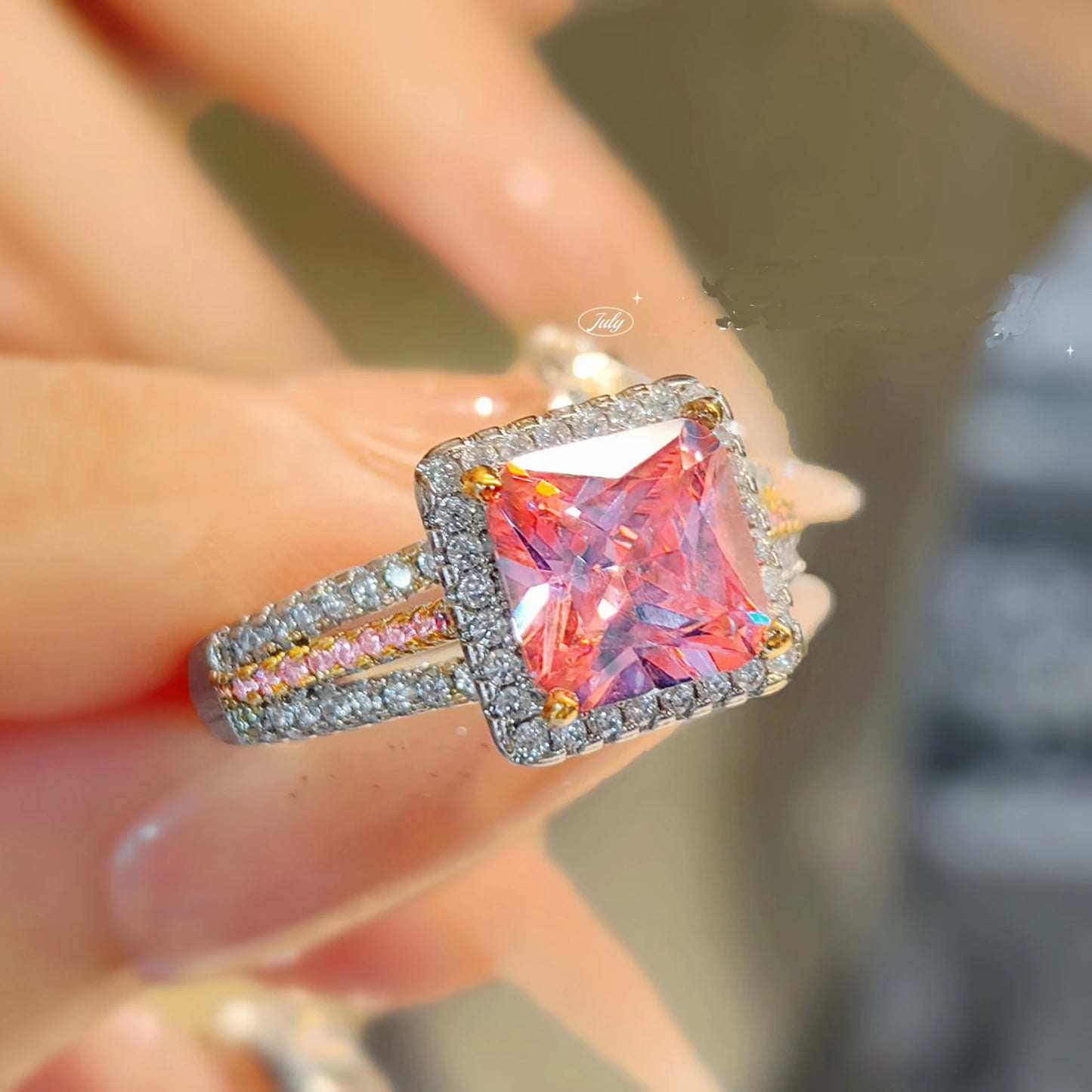 925 Silver Fashion Inlaid Zircon Engagement Ring Pink Crystal Women Shiny Zircon Jewelry Geometry Pink Women's Ring