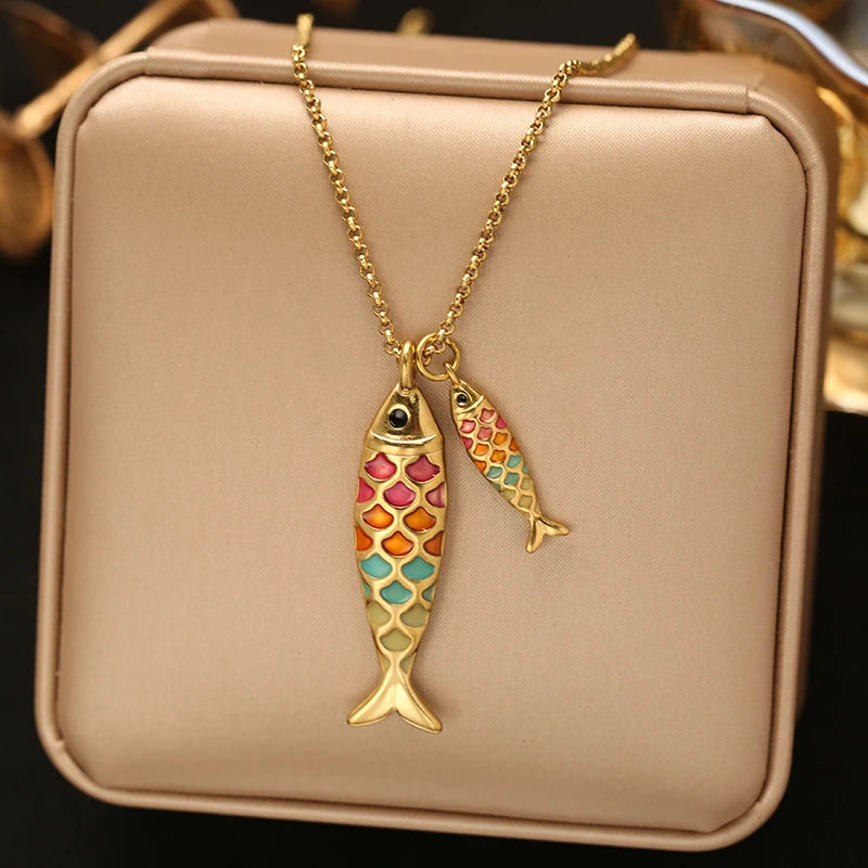 EILIECK Women's Cute Trendy Dragonfly Pendant Necklace 18K Gold-plated Stainless Steel Neck Chain Daily Water-resistant Jewelry