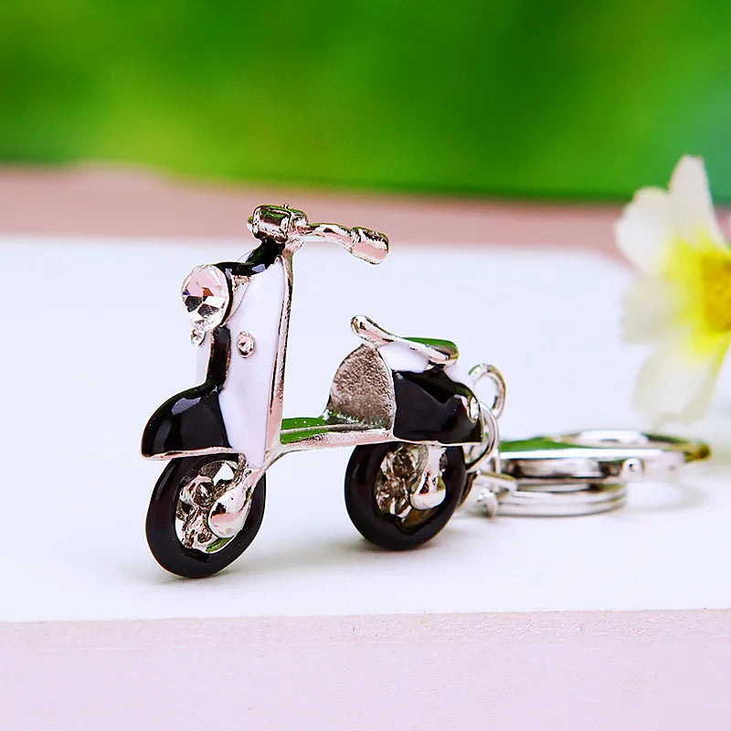 Lovely Cinderella Pumpkin Carriage Keychain Crystal Keyring Pendant Purse Bag Car Keychain