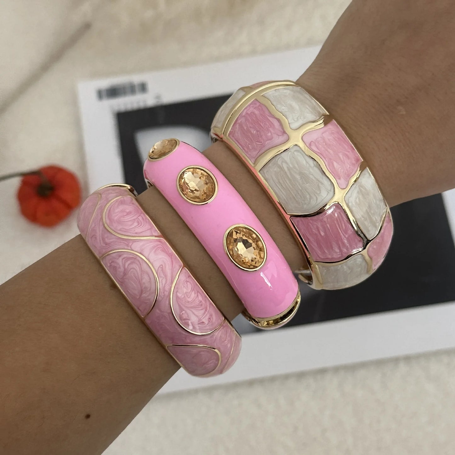 KMVEXO 3 Style Exaggeration Pink Imitation Enamaled Metal Bangles Simple Design Trendy Women's Jewelry Rhinestone Bracelets