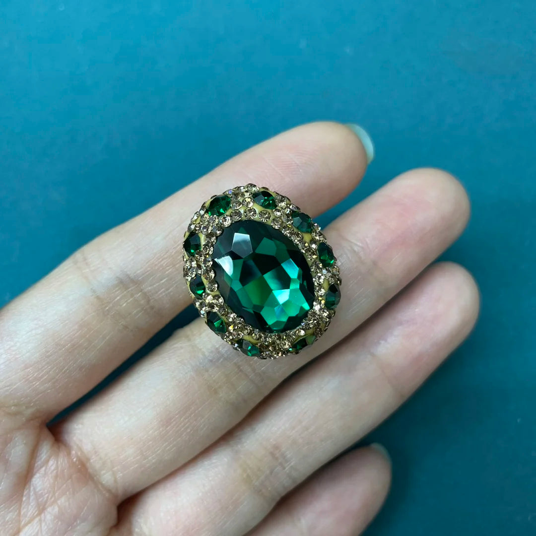 Green Crystal Ring Full of Diamonds Noble Temperament Light Luxury Jewelry Vintage Design for Wedding Party High-end Jewelry