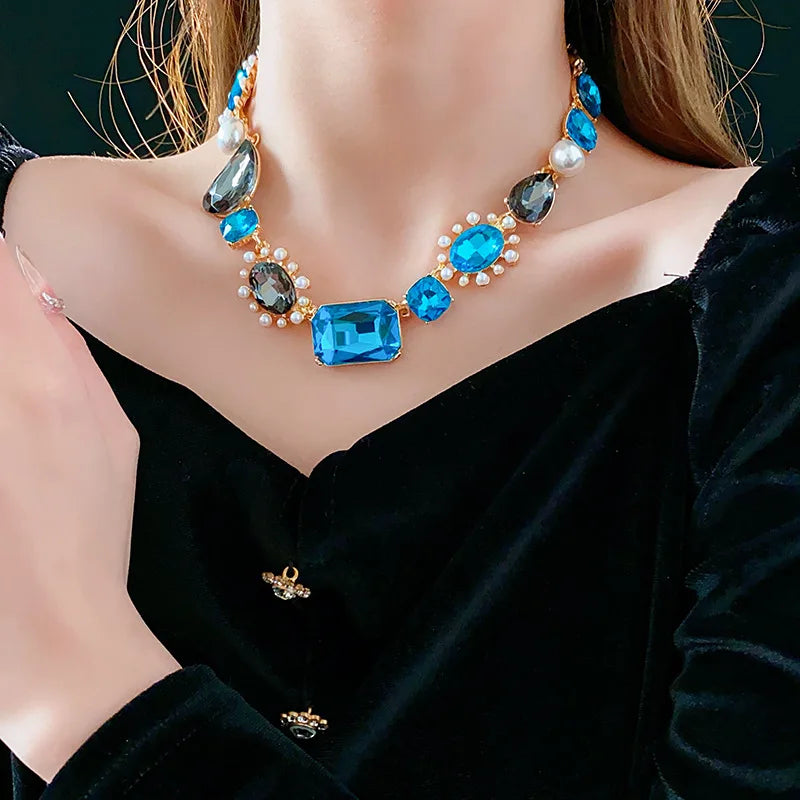 1/2 Pcs Vintage Imitation Pearl Flower Earrings Exquisite Rhinestone Pendant Necklace Collarbone Chain Jewelry Sets for Women N1