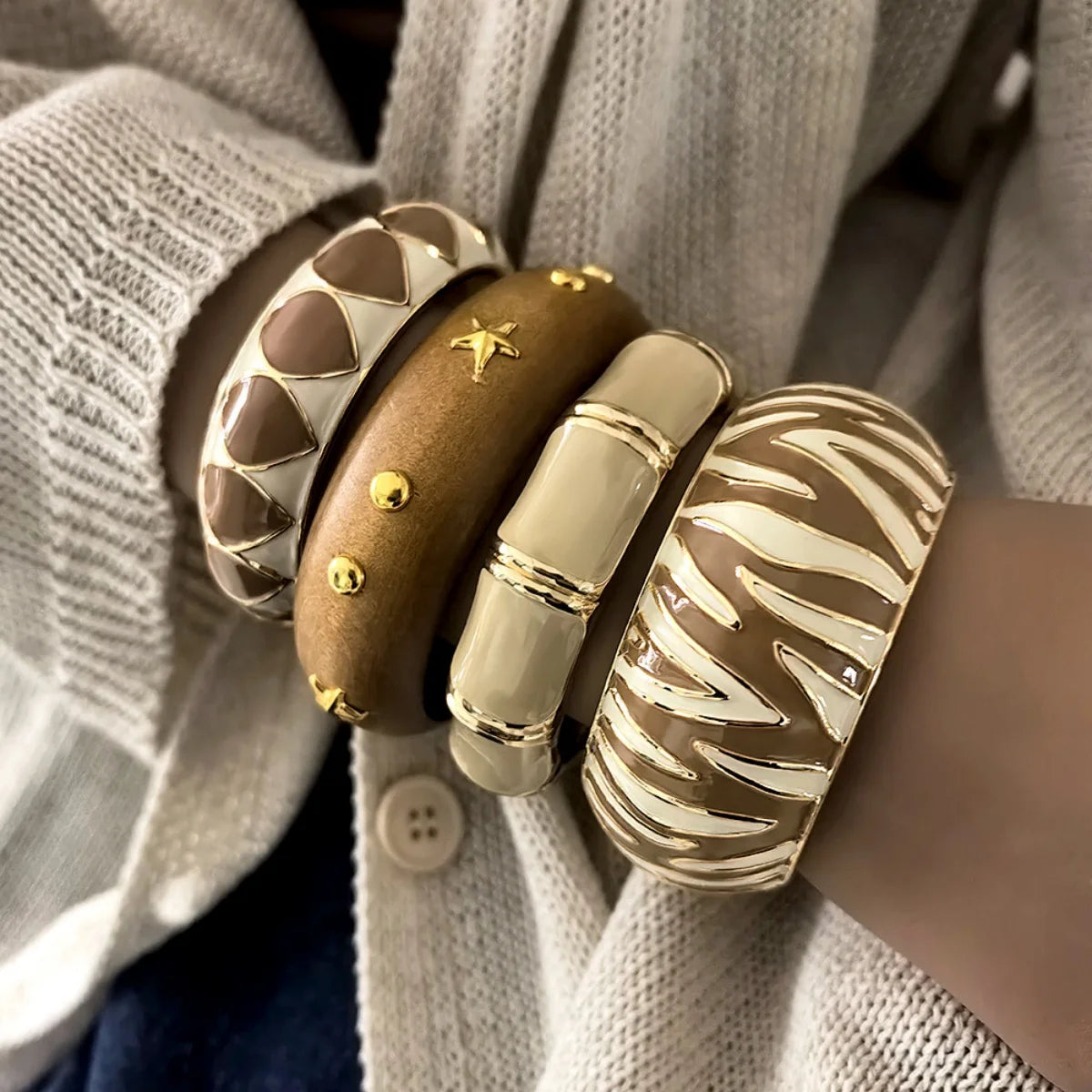KMVEXO Irregular Enamel Spring Metal Chunky Bangles For Women Geometric Wood Wide Cuff Bracelet Punk Hip Hop Statement Jewelry ﻿