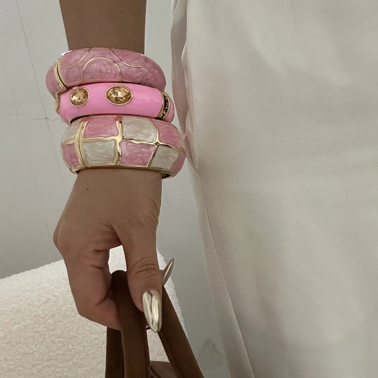 KMVEXO 3 Style Exaggeration Pink Imitation Enamaled Metal Bangles Simple Design Trendy Women's Jewelry Rhinestone Bracelets
