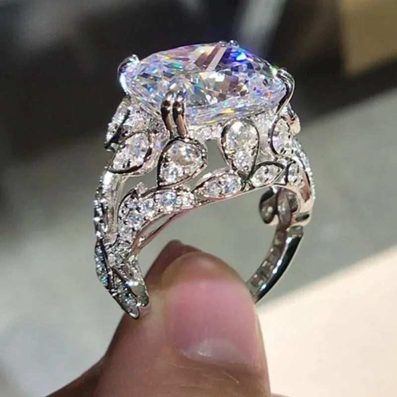 Creative Hollow Design Gorgeous Cubic Zirconia Rings for Women Rose Golden Color/Silver Color Wedding Party Trendy Jewelry Gifts