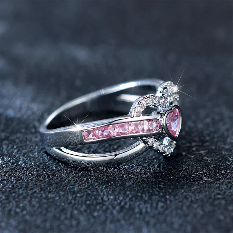 Cute Female Pink Zircon Stone Ring Trendy Silver Color Heart Engagement Rings For Women Bride Wedding Jewelry Gift