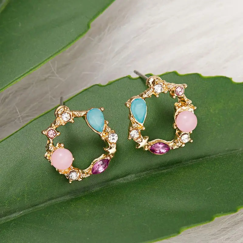 Female Luxury Crystal Zircon Stud Earrings Vintage Flowers Christmas Snowflakes Temperament Earrings New Year Jewelry Gifts