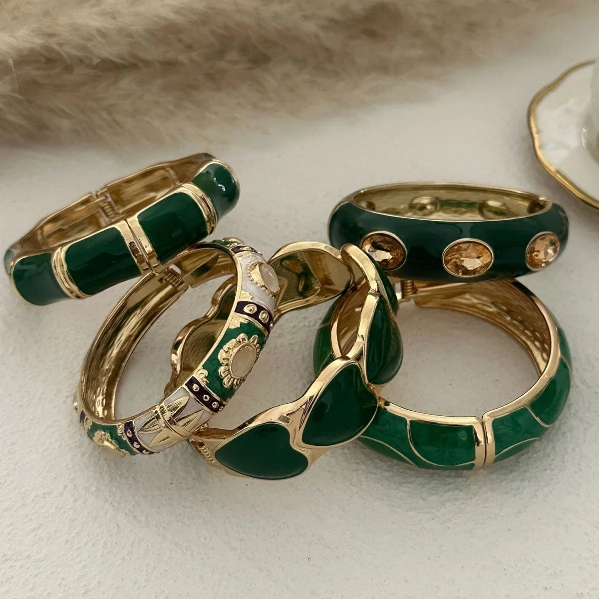 KMVEXO Vintage Exaggerated Green Drip Oil Irregular Grid Water Rhinestone Geometric Wide Bangle Chunky Cuff Bracelet Jewelry