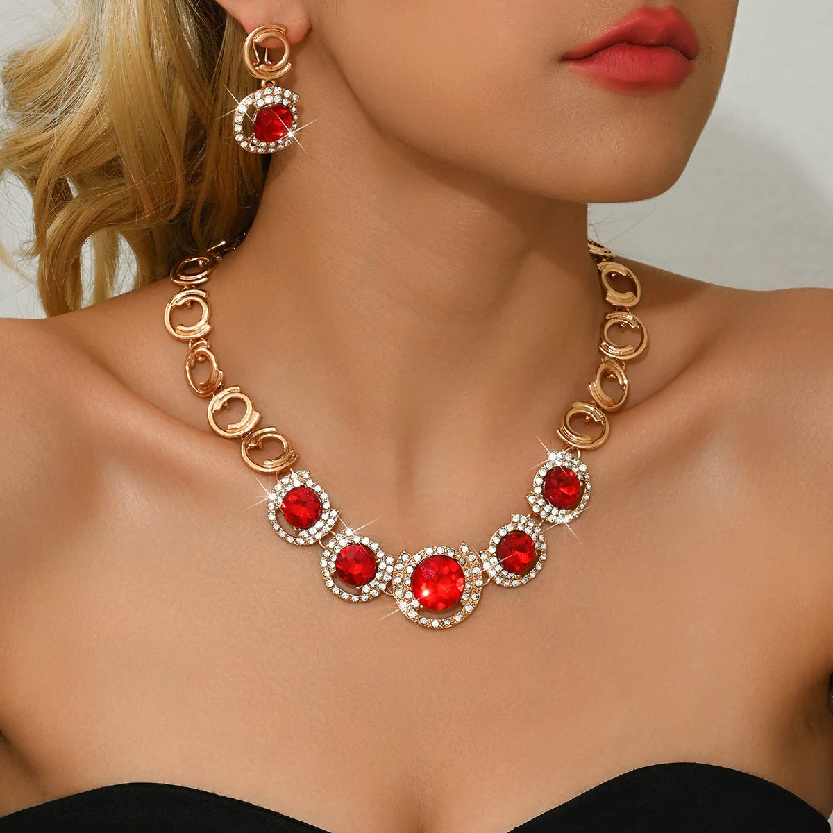 Fashionable and Personalized Micro Inlaid Crystal Craft Necklace Earring Set Suitable for Women's Banquets, Dates, Dances