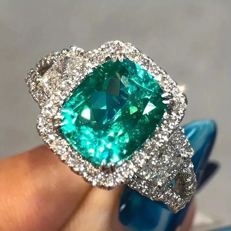 Huitan Elegant Women Ring Inlaid Shiny Blue CZ Fashion Accessories for Wedding Engagement Luxury Lady Silver Color Jewelry Gift