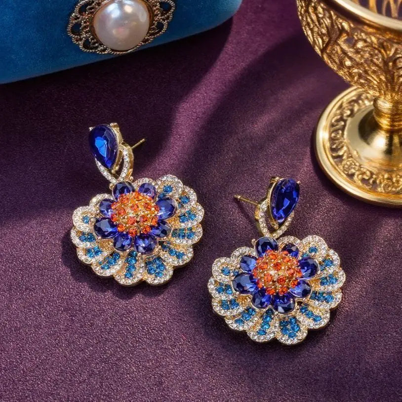Fashionable zircon blue flower earrings, French style light luxury high-end earrings, elegant temperament, personalized earrings