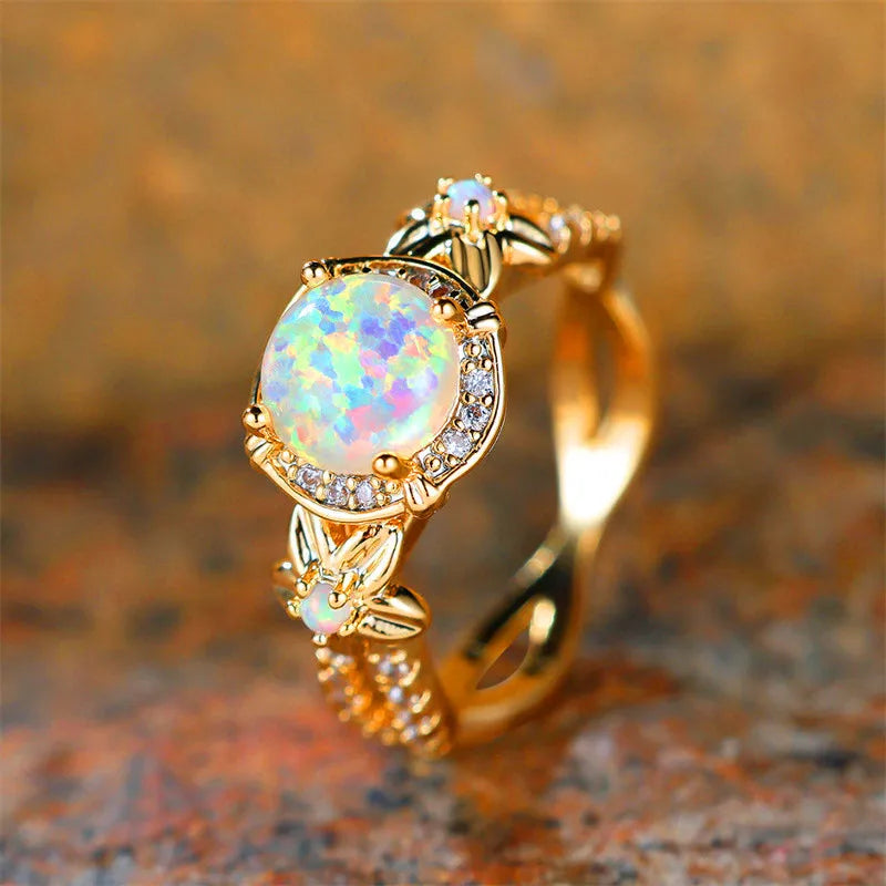 Cute Female Round White Fire Opal Stone Ring Yellow Gold Color Flower Engagement Rings For Women Charm Wedding Jewelry