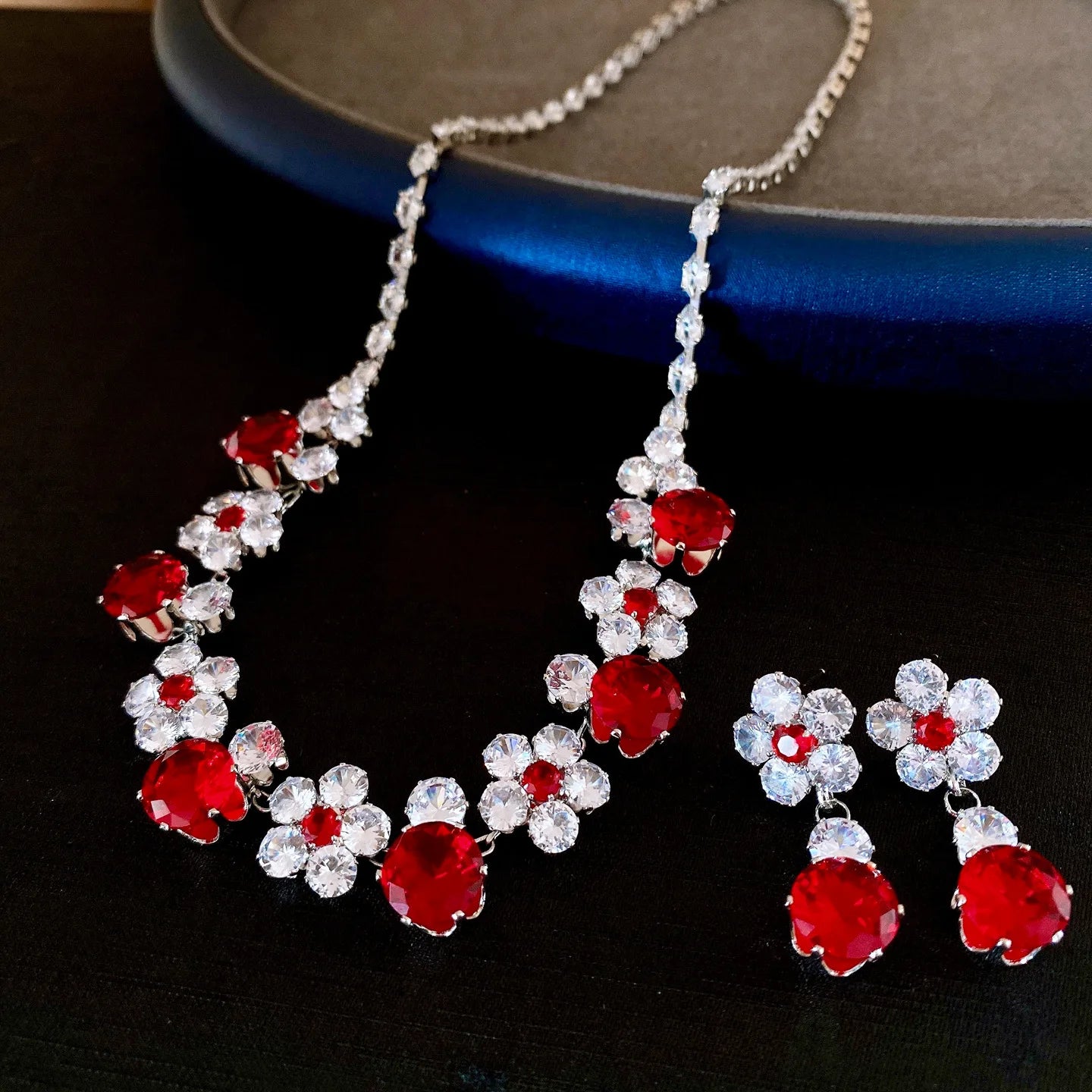 2 Pcs Reteo Flower Rhinestones Chokers Necklaces for Gathering Bling Color-block Dangle Earrings Banquet Anniversary Set H