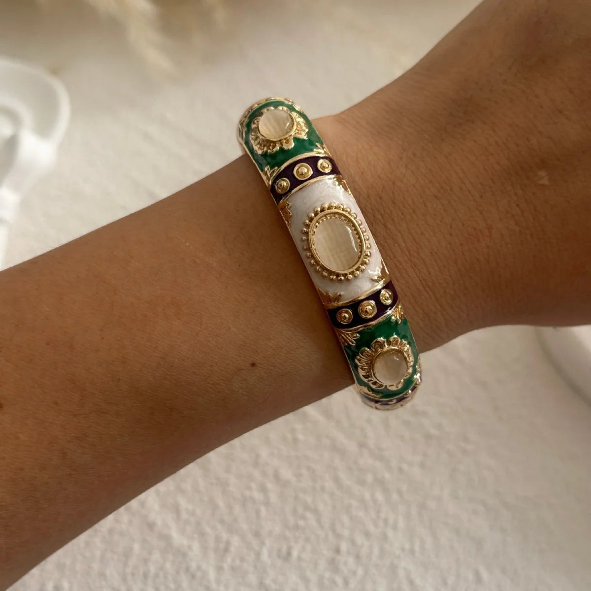 KMVEXO Vintage Exaggerated Green Drip Oil Irregular Grid Water Rhinestone Geometric Wide Bangle Chunky Cuff Bracelet Jewelry