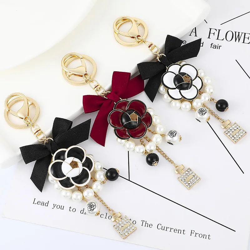 Luxury CC Eiffel Tower Car Key Chains Women Bag Handbag Pendants Plush Keychain Gift Jewelry