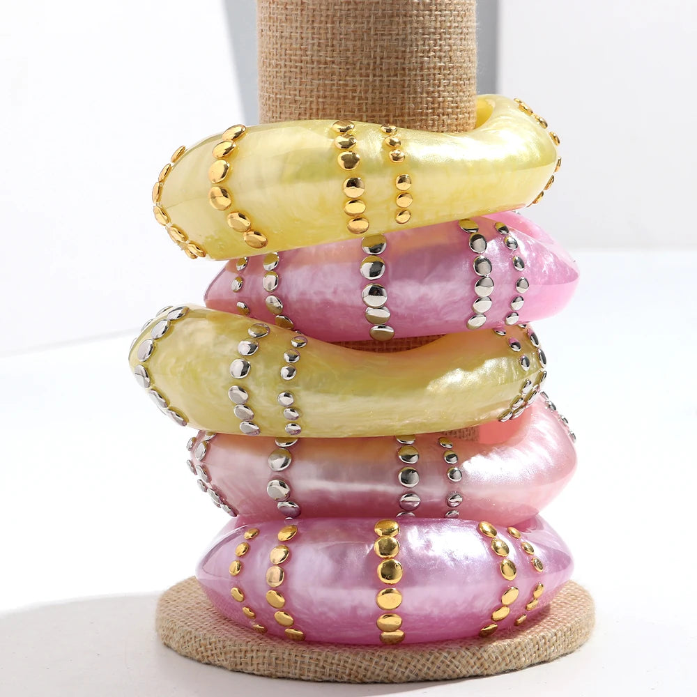 Fashion Resin Irregular Geometric Studs Chunky Bangles New Acrylic Curve Wave Wide Cuff Bangle Women Jewelry Gifts